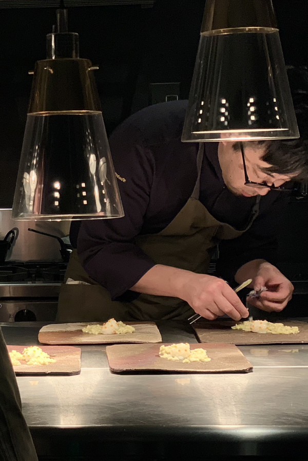 那古野とイノヴェーティヴフュージョン料理 | Riverente – 那古野・四